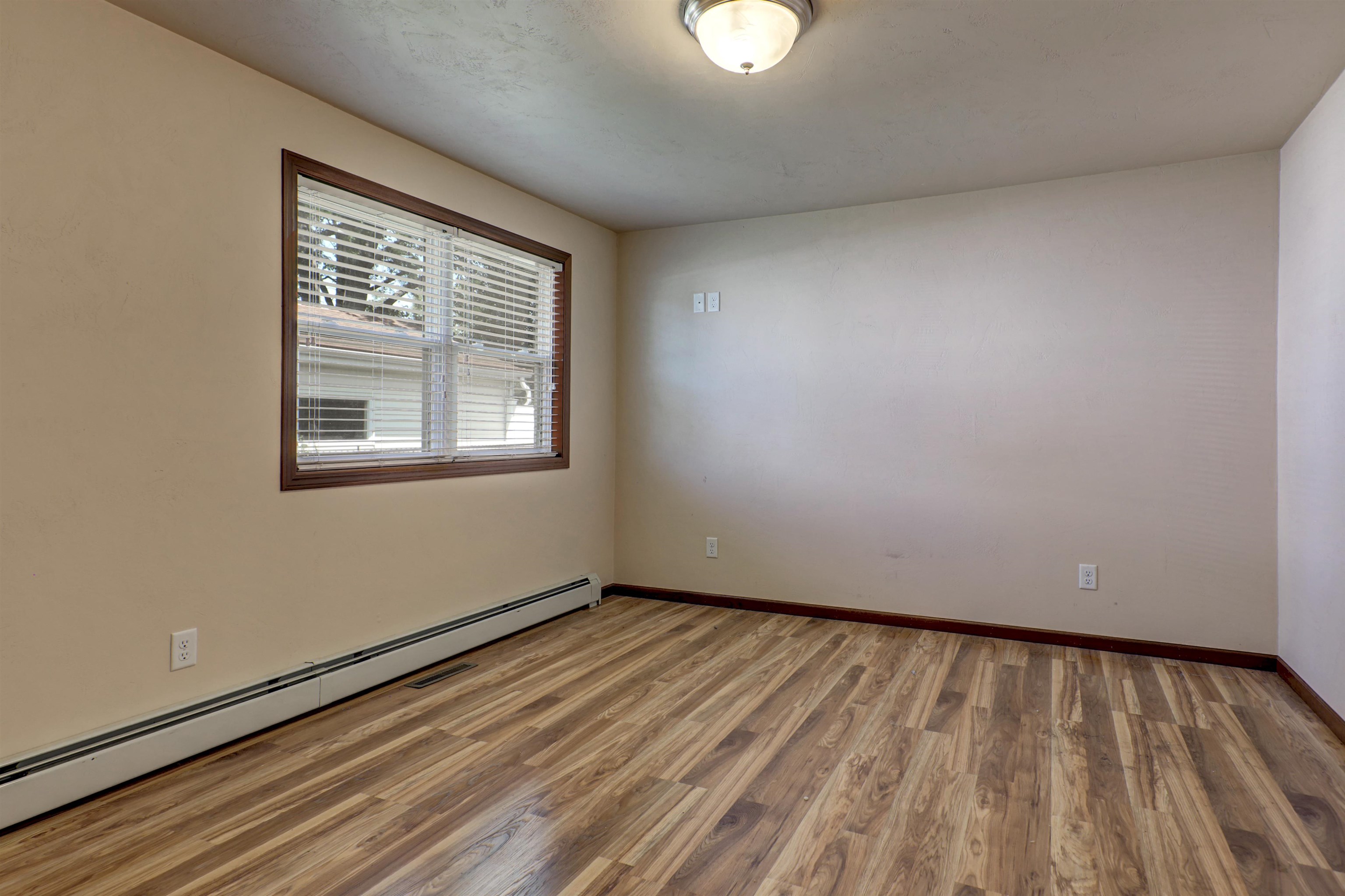 428 8th Street Menasha, WI 54952 - Photo 18 of 37