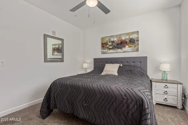 $2,400 | 240 West Juniper Avenue, Gilbert, AZ 85233