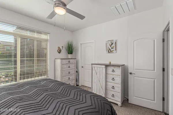 $2,400 | 240 West Juniper Avenue, Gilbert, AZ 85233