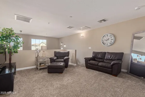 $2,400 | 240 West Juniper Avenue, Gilbert, AZ 85233