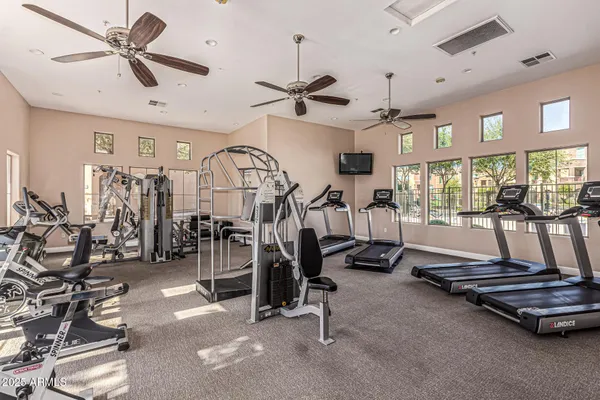 $2,400 | 240 West Juniper Avenue, Gilbert, AZ 85233