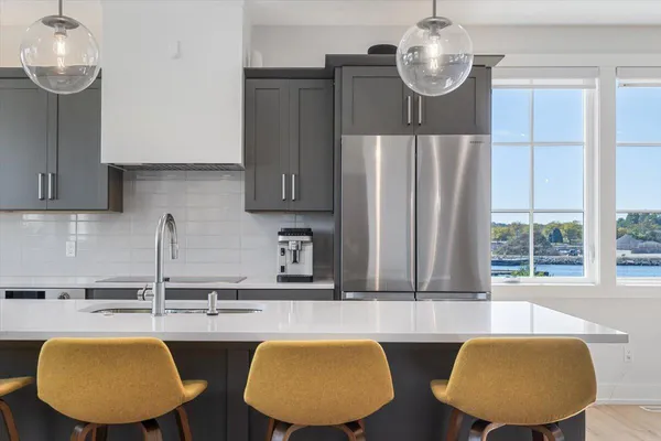 $1,100,000 | 126 Mariners Cove, St. Joseph, MI 49085