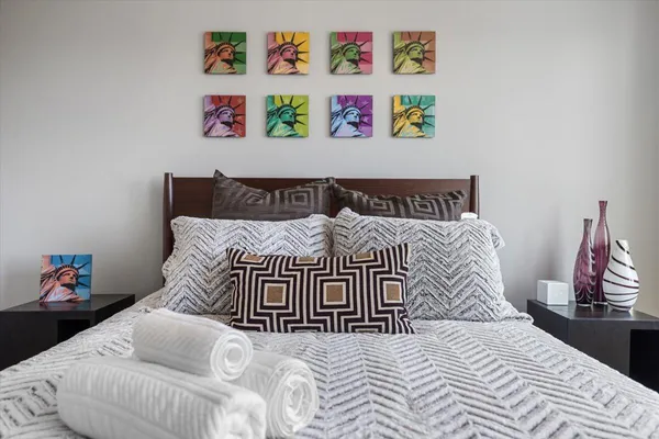 $1,100,000 | 126 Mariners Cove, St. Joseph, MI 49085