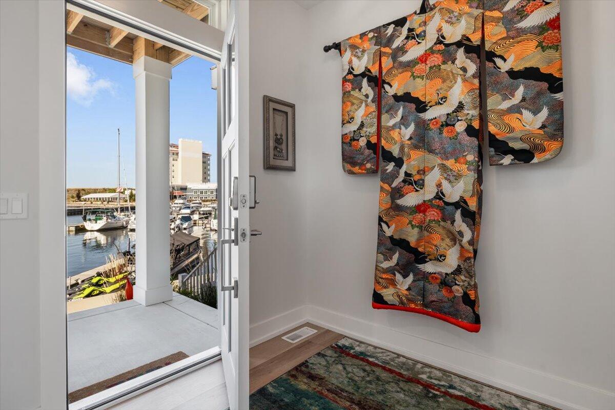 126 Mariners Cove St. Joseph, MI 49085 - Photo 3 of 53 04-EK2A6694