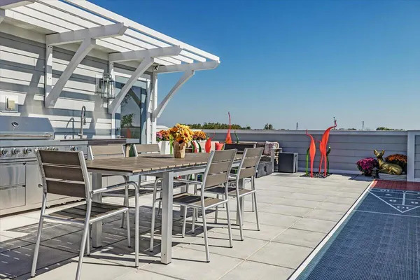 $1,100,000 | 126 Mariners Cove, St. Joseph, MI 49085