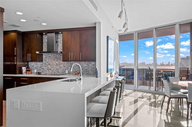 $2,440,000 | 5959 Collins Avenue, Unit 1701, Miami Beach, FL 33140