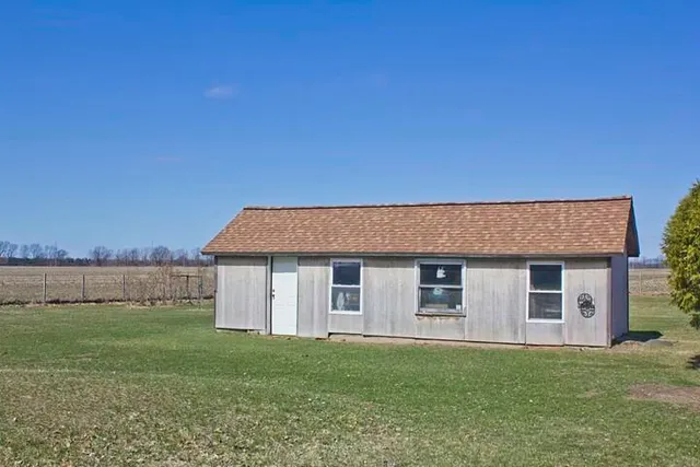 $385,000 | 25544 Gage Street, Dowagiac, MI 49047