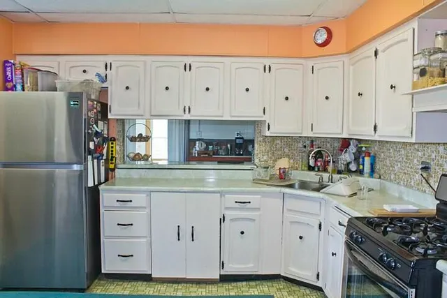 $385,000 | 25544 Gage Street, Dowagiac, MI 49047