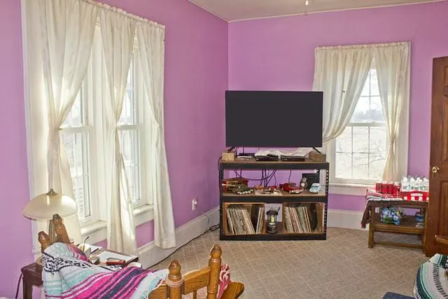 $385,000 | 25544 Gage Street, Dowagiac, MI 49047