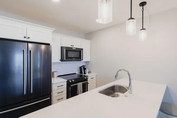 $749,999 | 800 Whitwam Drive, Unit 1 & 1A, St. Joseph, MI 49085