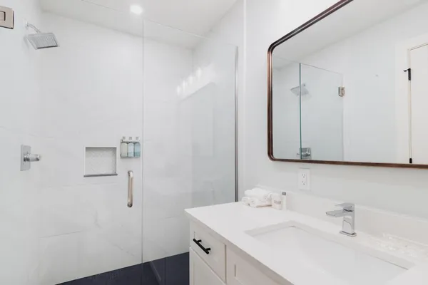 $749,999 | 800 Whitwam Drive, Unit 1 & 1A, St. Joseph, MI 49085