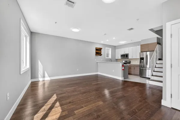 $2,950 | 1432 46th Street, Unit 2, North Bergen, NJ 07047