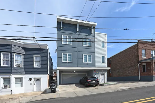 $2,950 | 1432 46th Street, Unit 2, North Bergen, NJ 07047