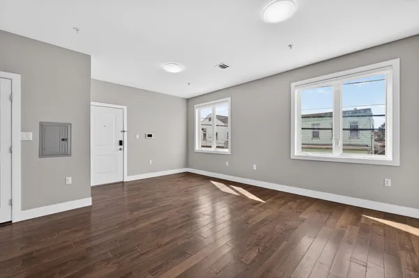 $2,950 | 1432 46th Street, Unit 2, North Bergen, NJ 07047