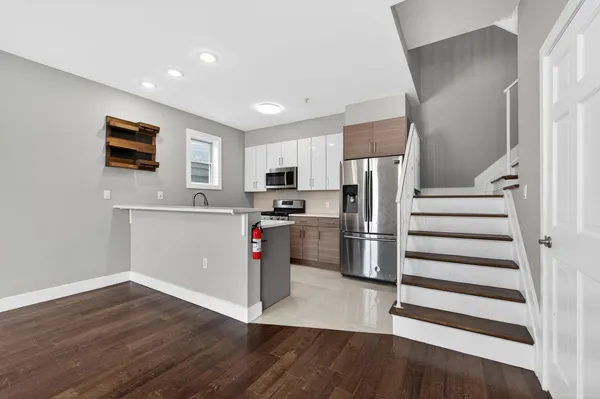 $2,950 | 1432 46th Street, Unit 2, North Bergen, NJ 07047