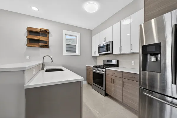 $2,950 | 1432 46th Street, Unit 2, North Bergen, NJ 07047