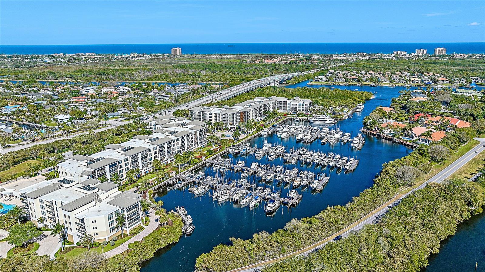2720 Donald Ross Road, Unit 406 Palm Beach Gardens, FL 33410 - Photo 34 of 35 a view of a city with an ocean view