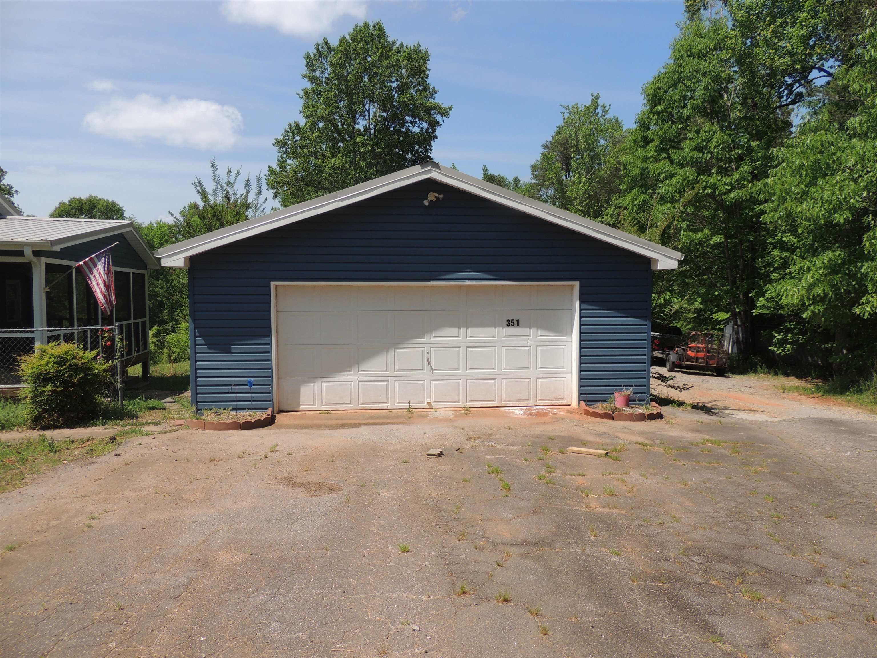 351 Barnwell Road Inman, SC 29349 - Photo 2 of 28
