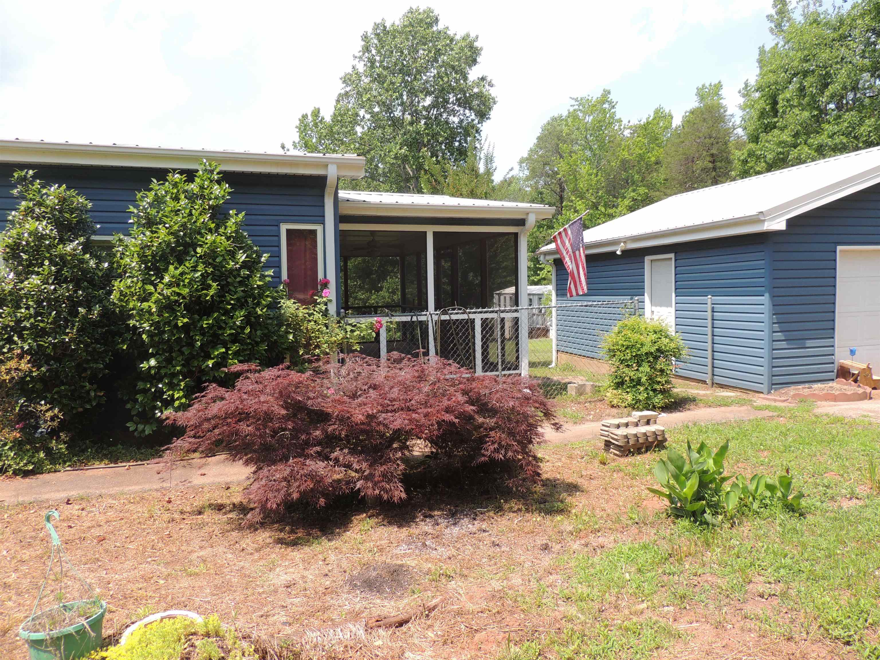 351 Barnwell Road Inman, SC 29349 - Photo 3 of 28