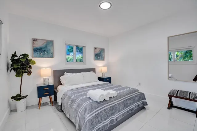 $785,000 | 1050 Northeast 150th Street, Miami, FL 33161