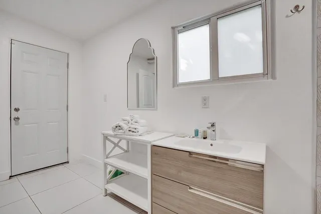 $785,000 | 1050 Northeast 150th Street, Miami, FL 33161