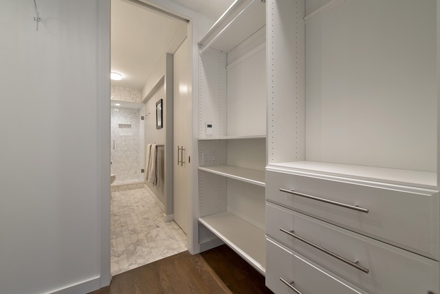 200 East Delaware Place, Unit 18F Chicago, IL 60611 - Photo 15 of 38