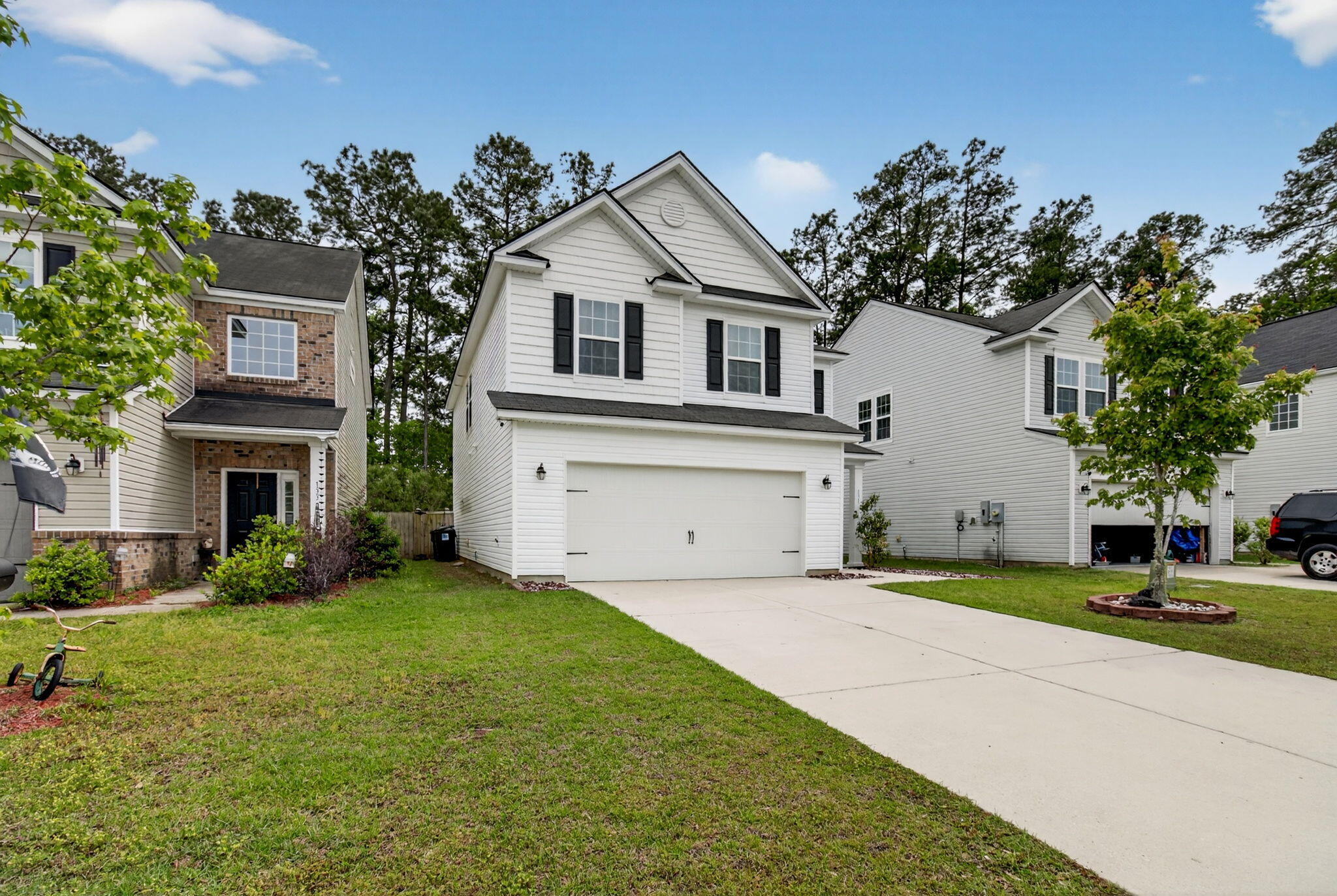 131 Lakestone Road Moncks Corner, SC 29461 - Photo 6 of 44 Gallery Image 6