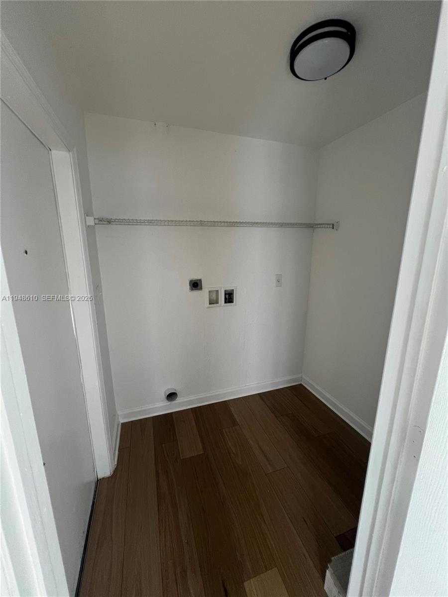 12254 Southwest 217th Street Miami, FL 33170 - Photo 36 of 40 a view of small space