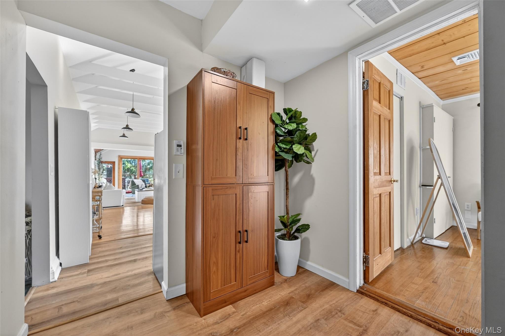 96 Lower Wisner Road Warwick, NY 10990 - Photo 5 of 34 Wood-finish flooring throughout