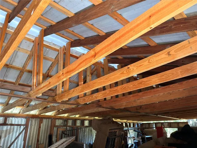 a view of an entrance