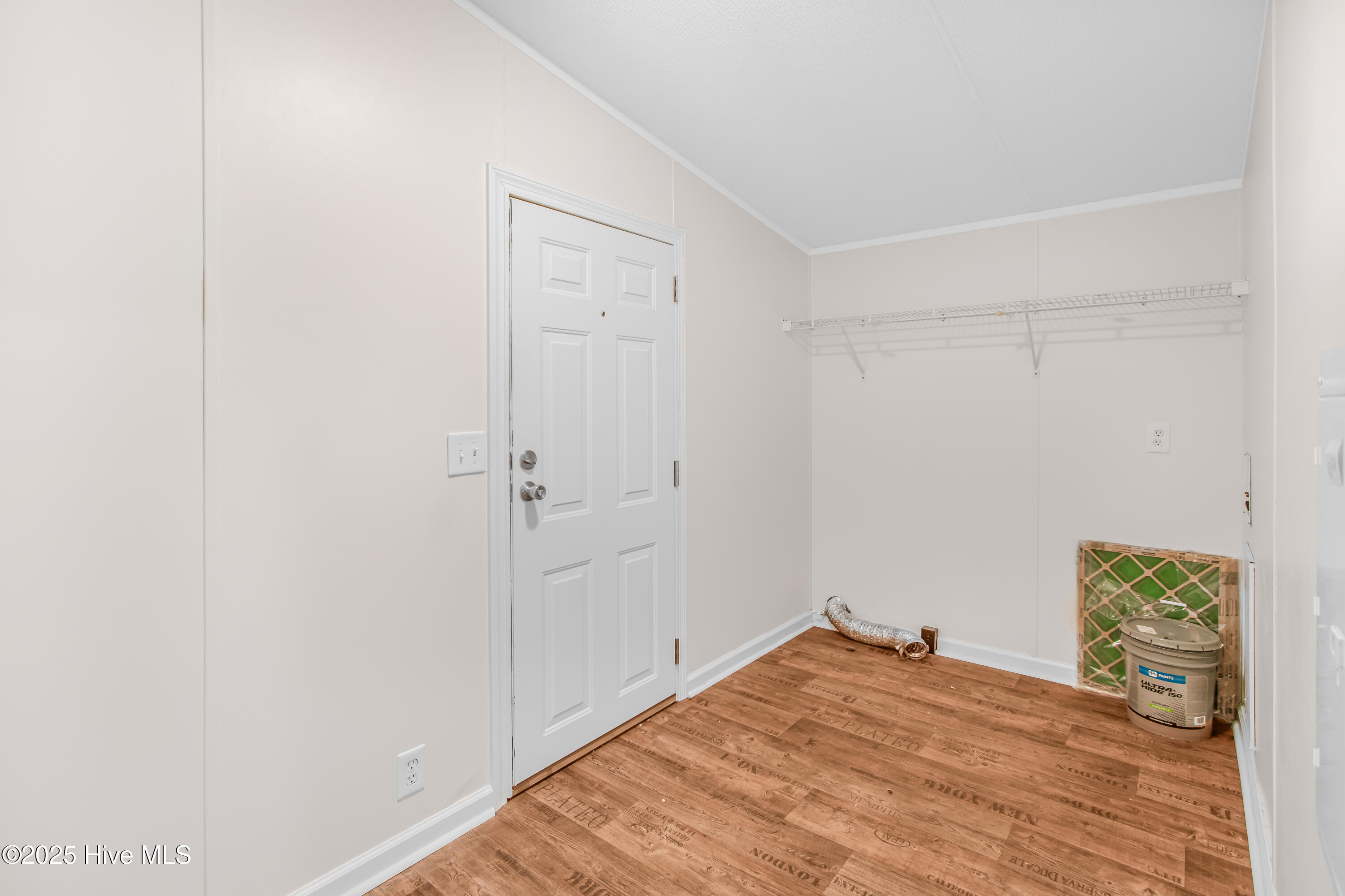 303 Janice Drive Dudley, NC 28333 - Photo 9 of 15 Utility Room