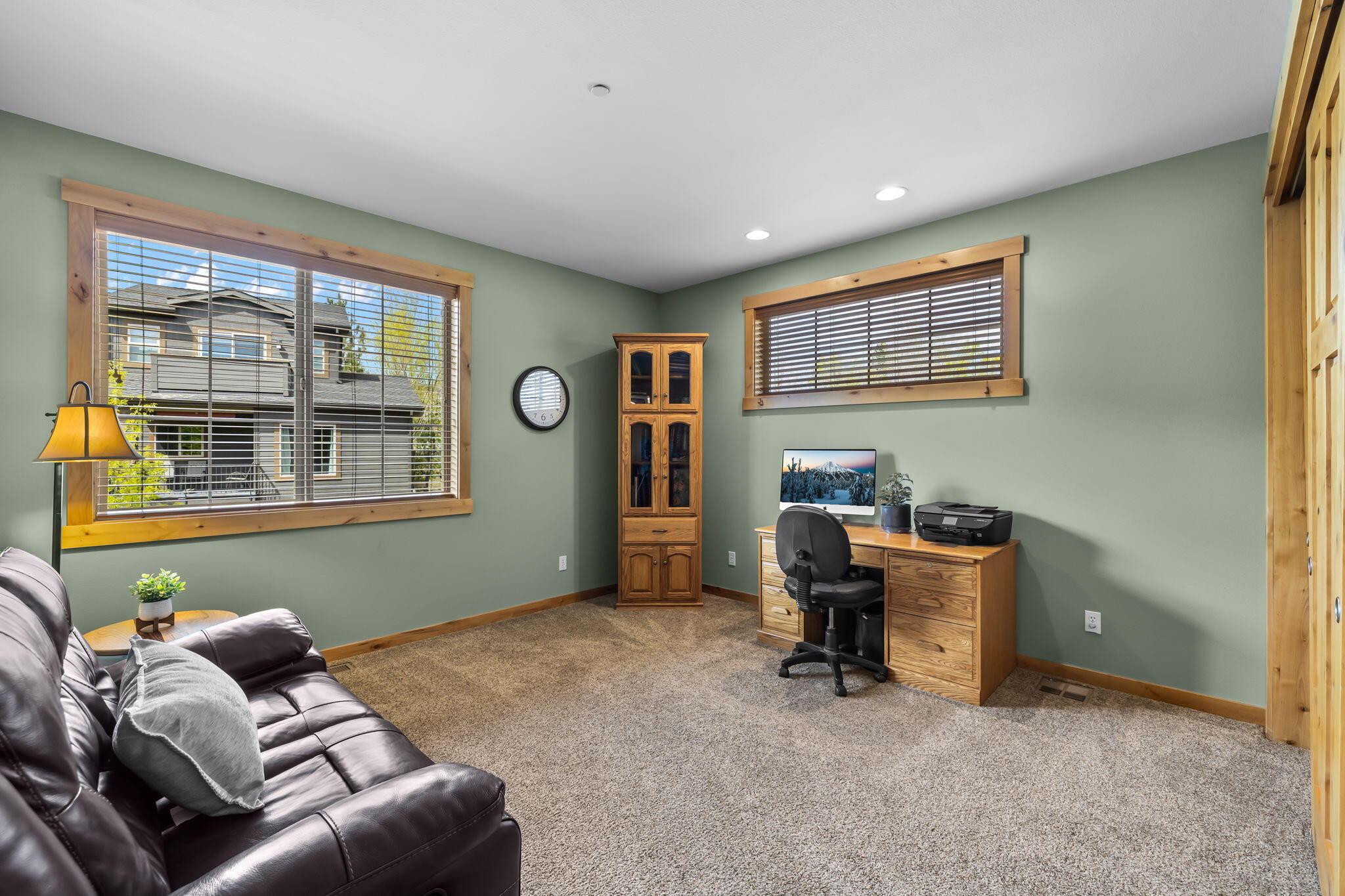 601 Southwest Otter Way Bend, OR 97702 - Photo 23 of 58