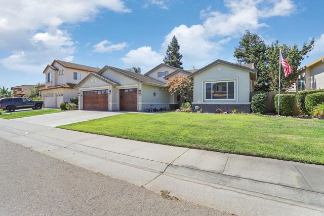 $555,000 | 996 Piermont Way, Galt, CA 95632