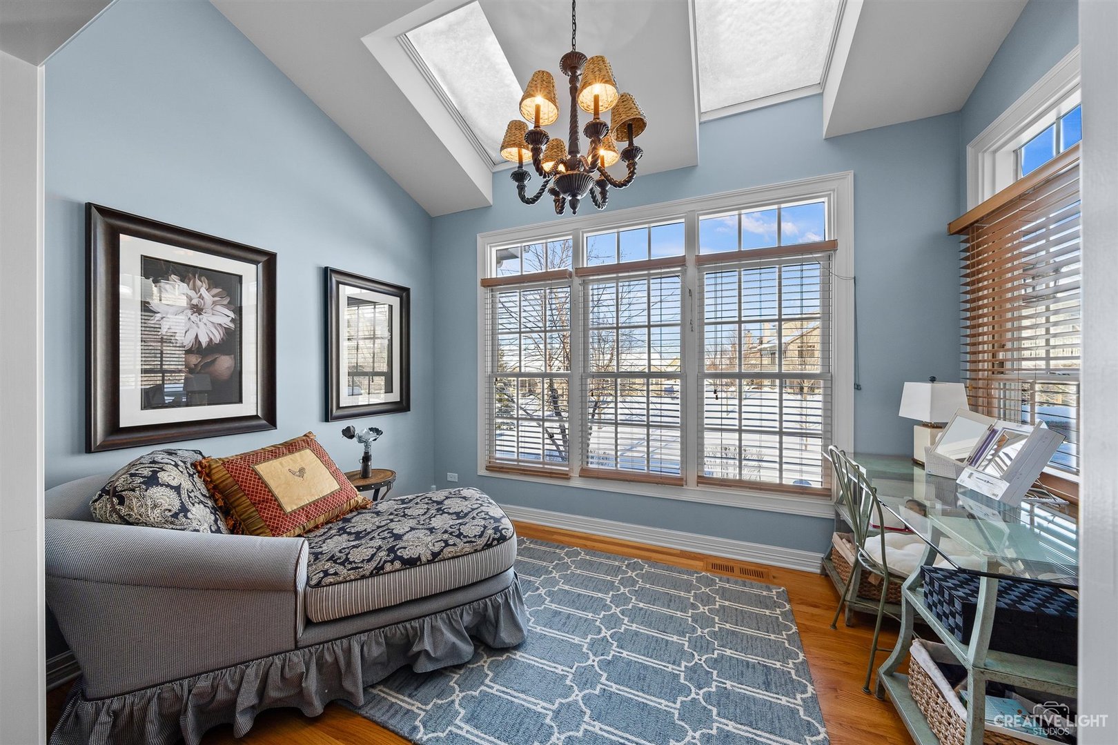 3509 Ridge Pointe Drive Geneva, IL 60134 - Photo 14 of 39 a living room with furniture and a floor to ceiling window