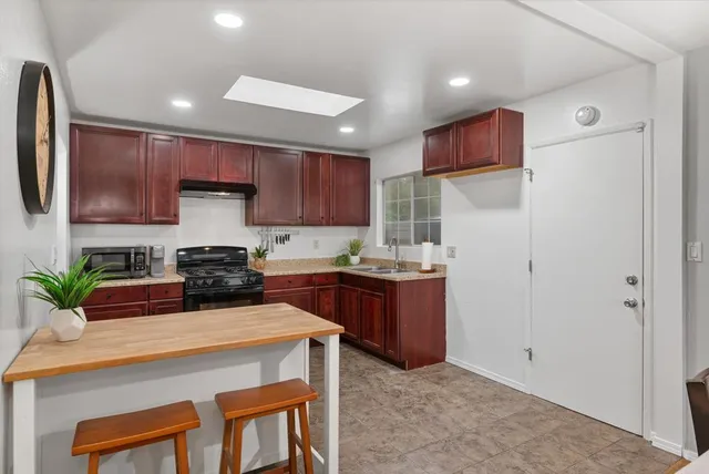 $799,000 | 268 Sierra Way, Chula Vista, CA 91911