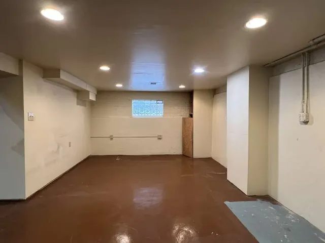 $329,000 | 8350 South Lafayette Avenue, Chicago, IL 60620