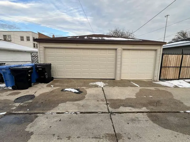 $329,000 | 8350 South Lafayette Avenue, Chicago, IL 60620