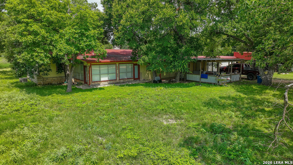 308 Hackberry Street Junction, TX 76849 - Photo 5 of 23
