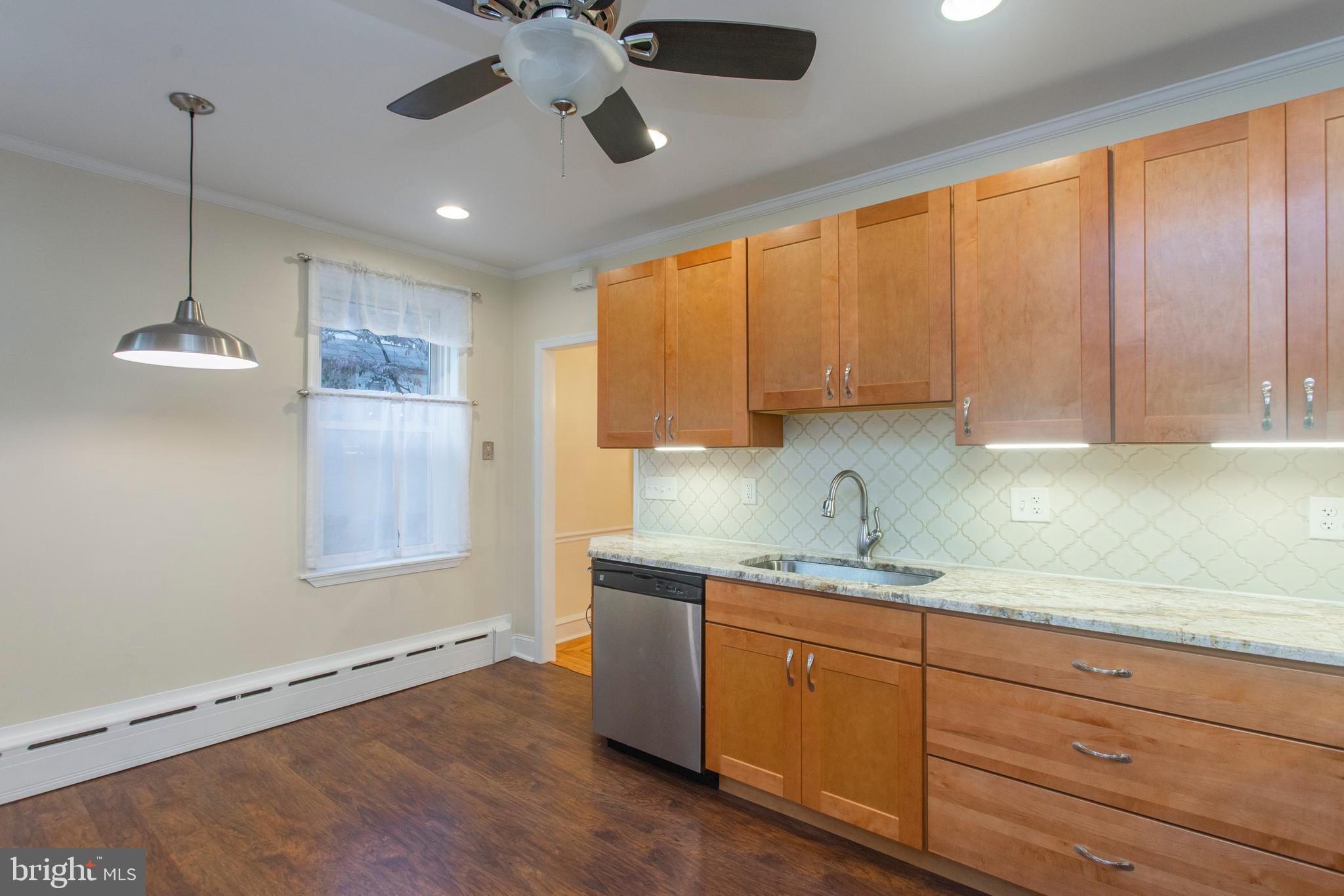 310 Boyer Road Cheltenham, PA 19012 - Photo 15 of 40 Kitchen
