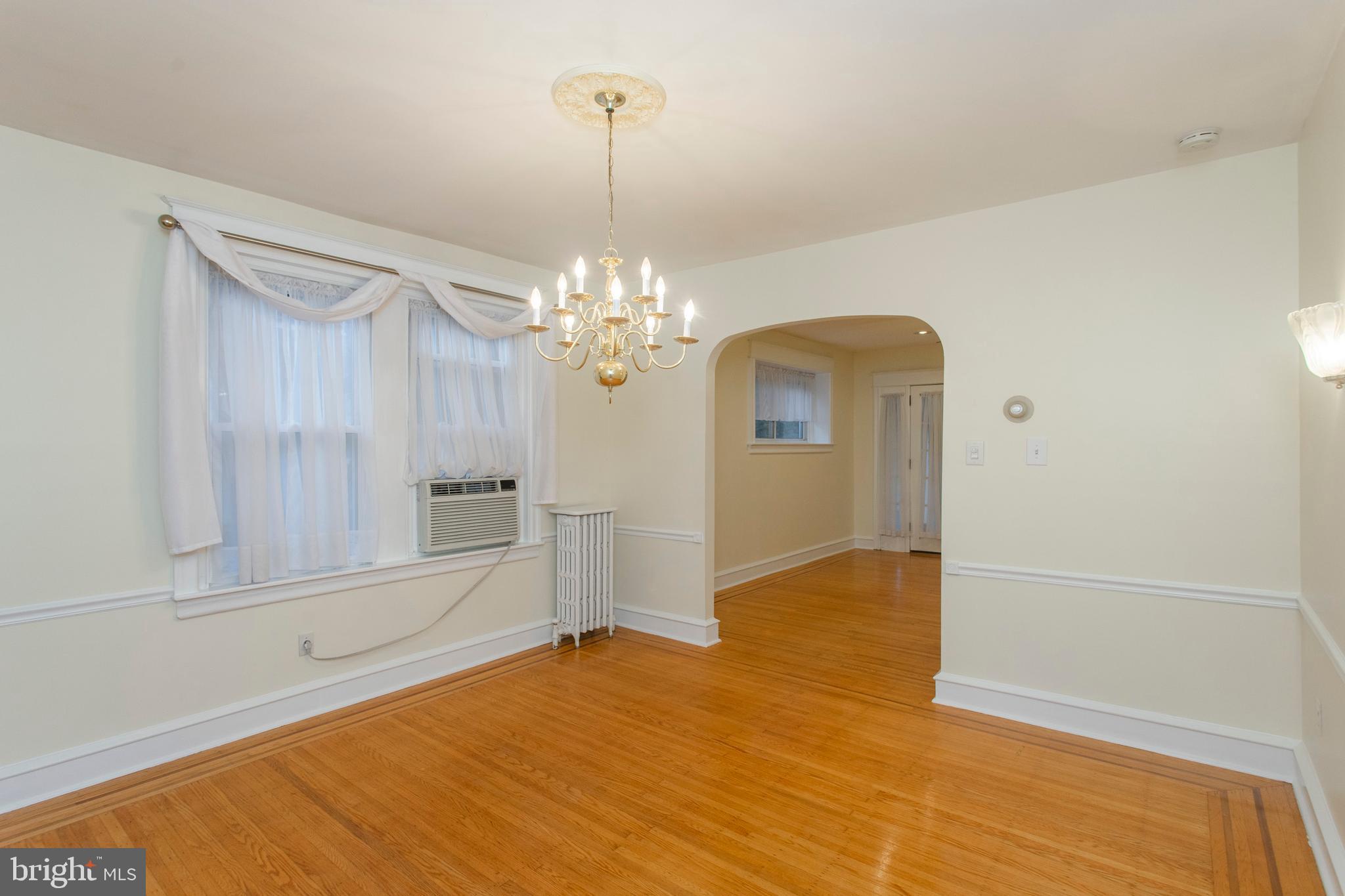 310 Boyer Road Cheltenham, PA 19012 - Photo 8 of 40 Dining Room