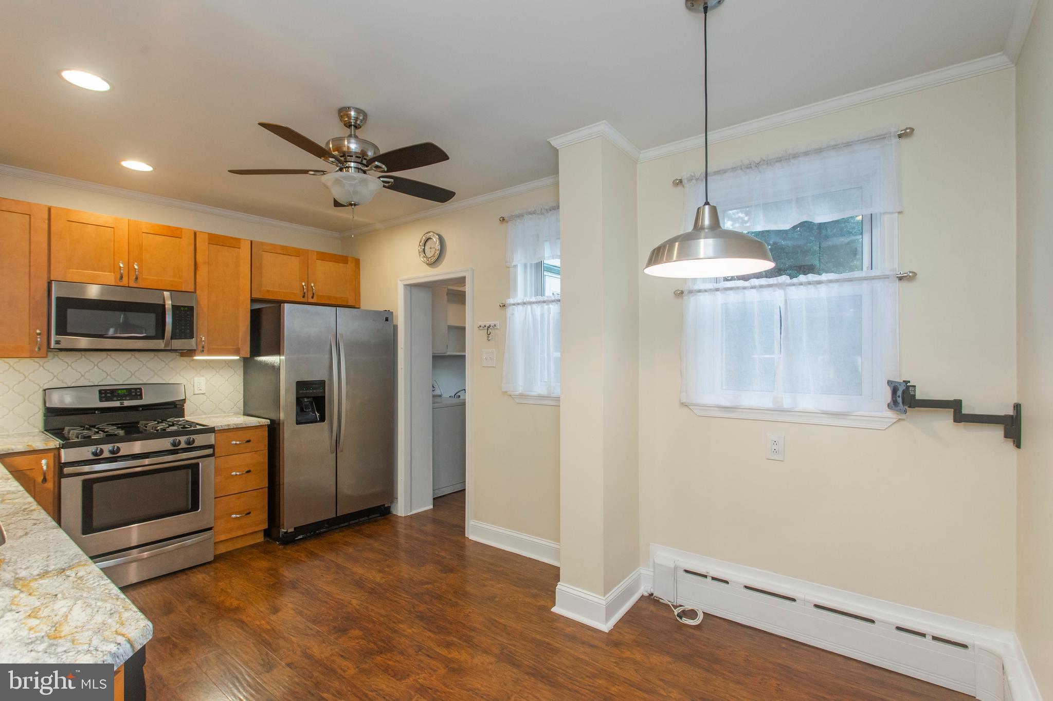 310 Boyer Road Cheltenham, PA 19012 - Photo 10 of 40 Beautiful Updated Kitchen