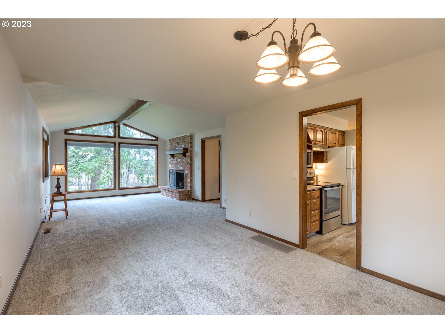33900 South Wilhoit Road Molalla, OR 97038 - Photo 12 of 31 Kitchen/Nook