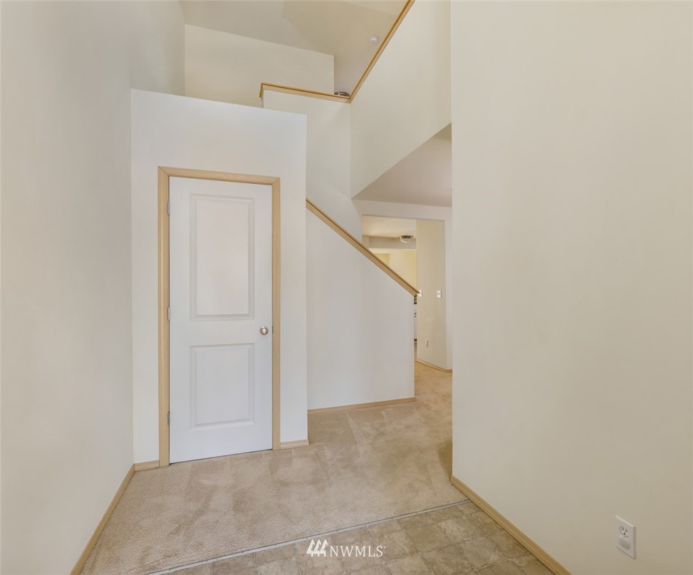1973 Sheridan Road Bremerton, WA 98310 - Photo 13 of 26 Gallery Image 13