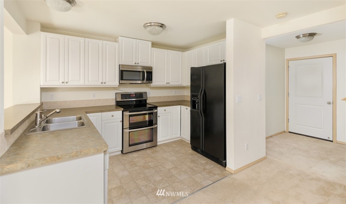 1973 Sheridan Road Bremerton, WA 98310 - Photo 17 of 26 Gallery Image 17