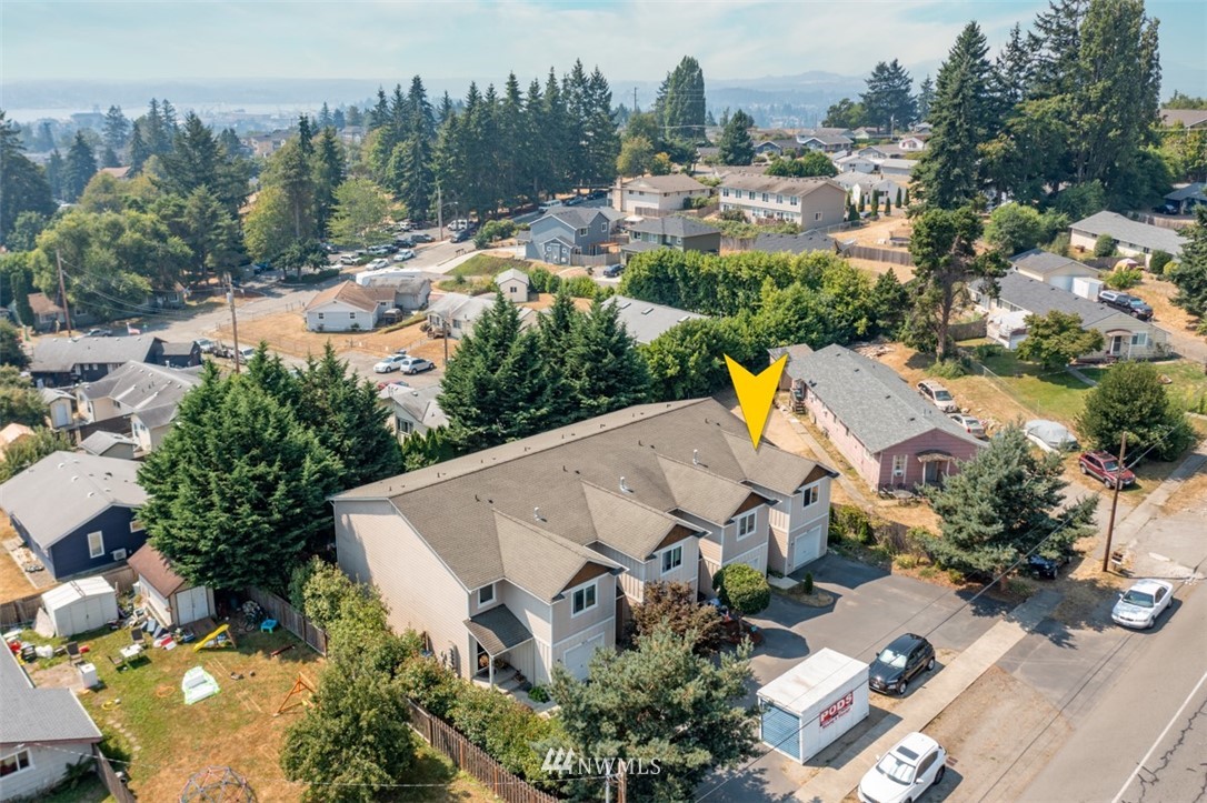 1973 Sheridan Road Bremerton, WA 98310 - Photo 3 of 26 Gallery Image 3