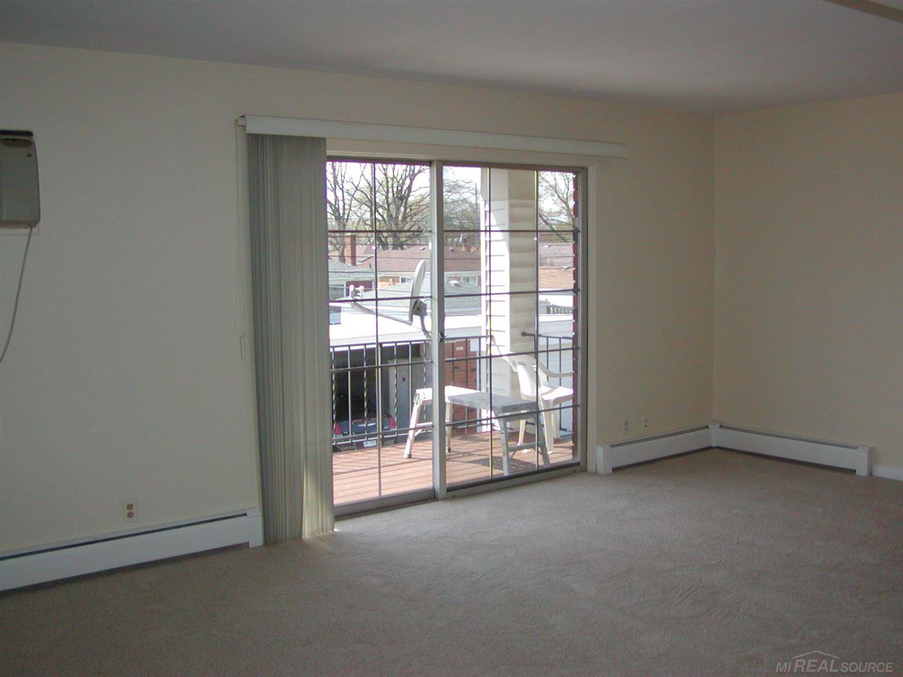 23321 Kelly Road, Unit 7 Eastpointe, MI 48021 - Photo 7 of 14