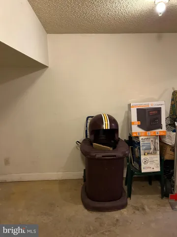 a view of workspace with furniture