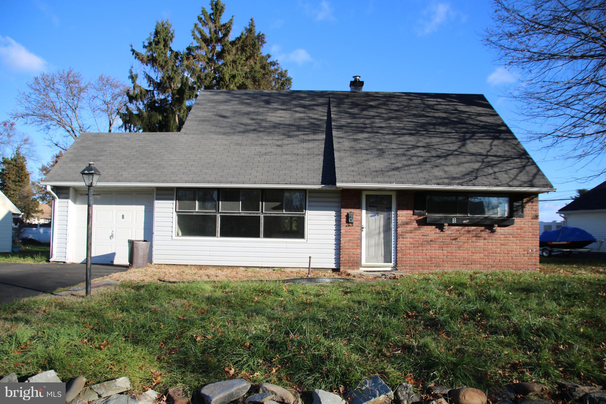 8 Jollybrook Road Levittown, PA 19056 - Photo 1 of 14 Gallery Image 1