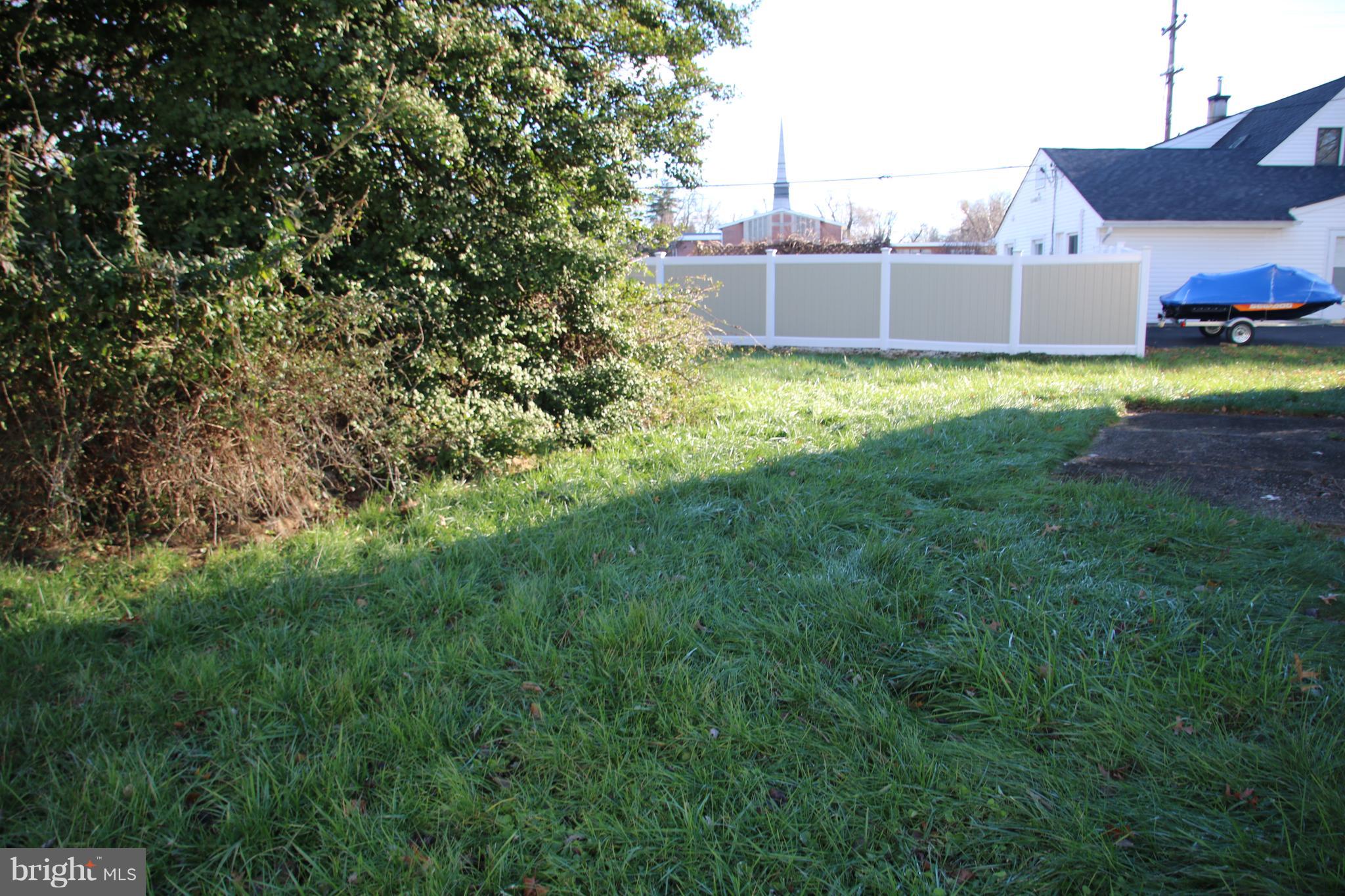 8 Jollybrook Road Levittown, PA 19056 - Photo 14 of 14 Gallery Image 14