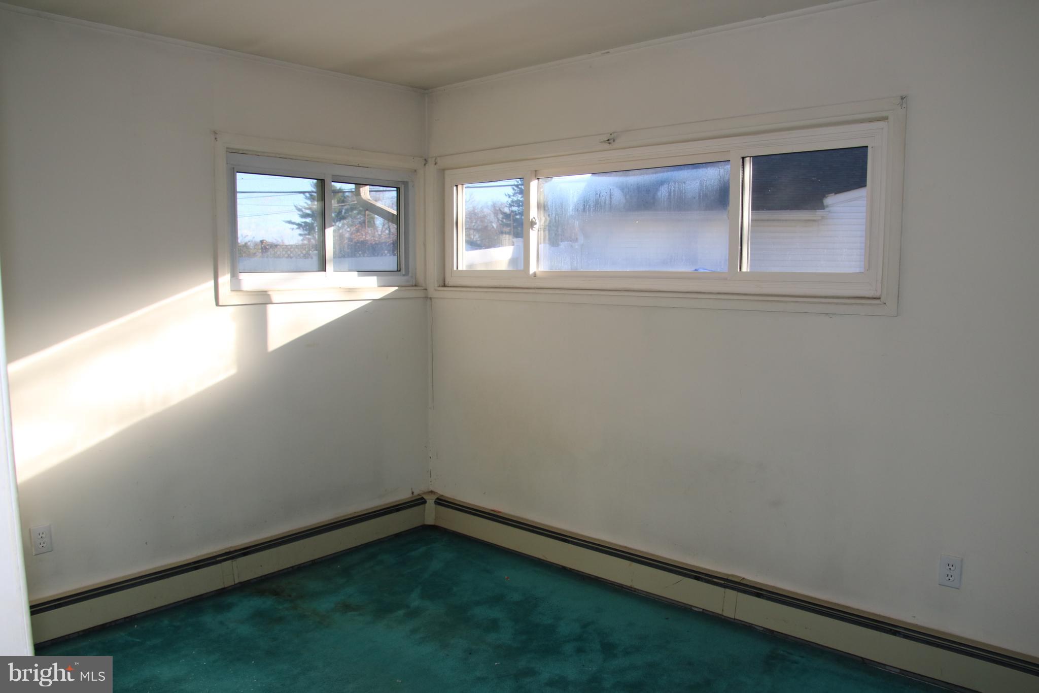 8 Jollybrook Road Levittown, PA 19056 - Photo 6 of 14 Gallery Image 6